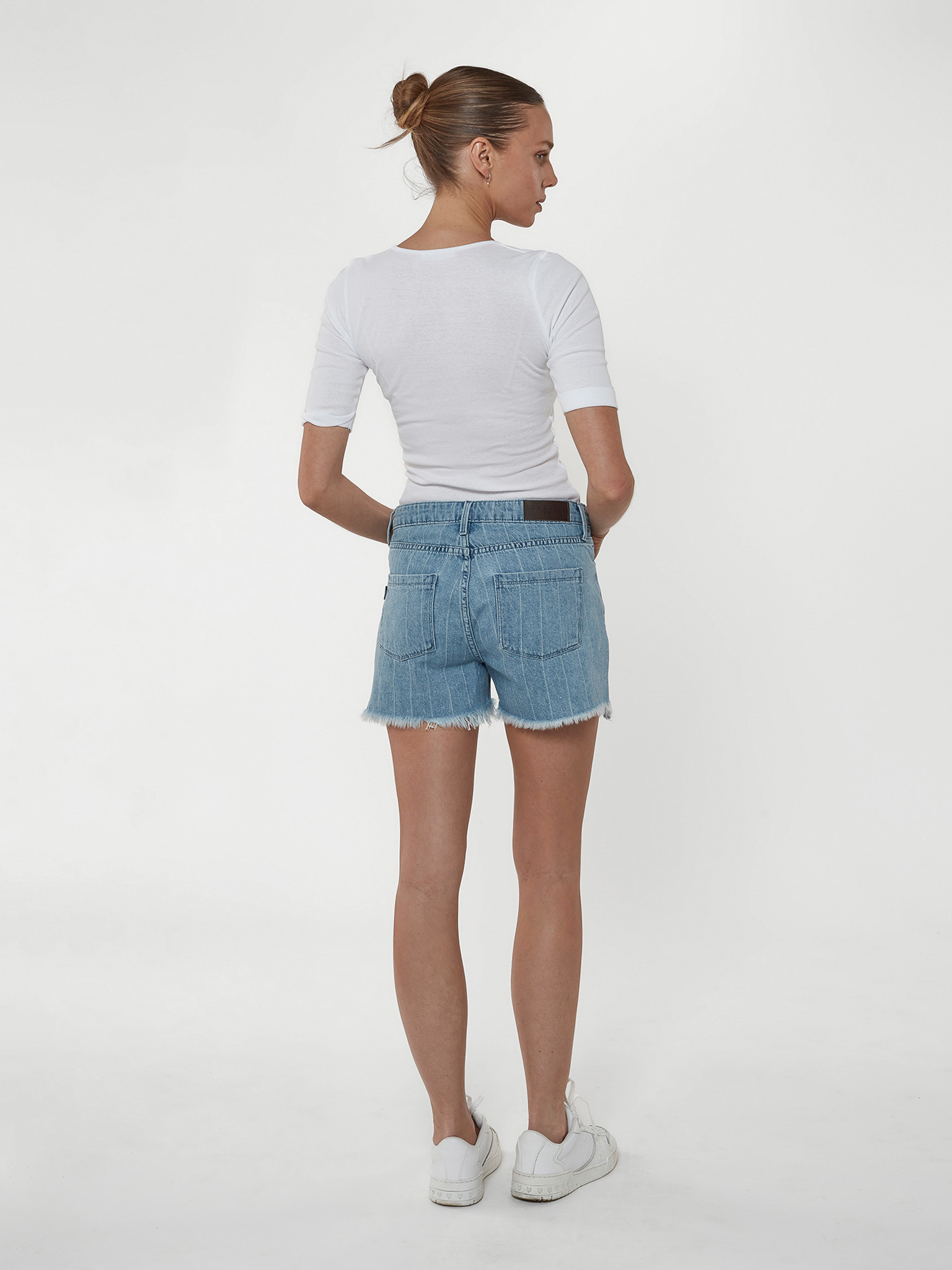 Hi-Low Fringe Short in Anchor